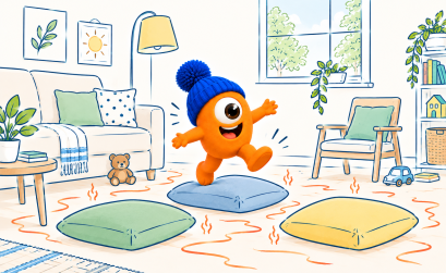 Pompon saute de coussin en coussin dans le salon pour jouer au jeu « Le sol est de la lave ».